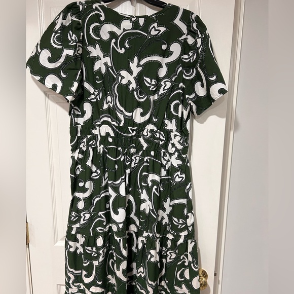 Anthropologie Green and White Maxi Dress - Picture 2 of 5